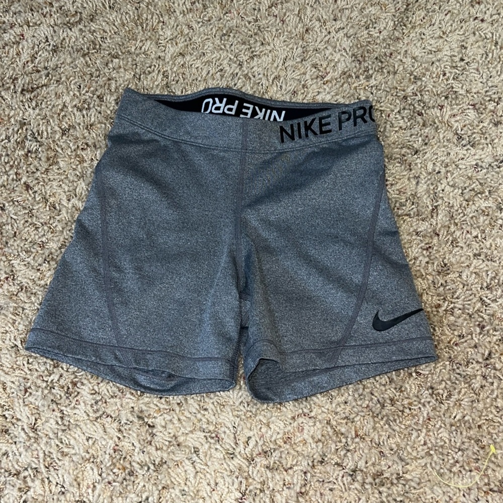 Heather Gray Size Small Nike Pro Spandex- Like New